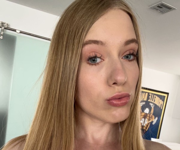 Kallie Taylor Sex Chat Call Sext And Share Nudes On Sextpanther